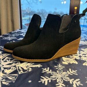 Toms Black Suede Ankle Booties with Tan Wedge